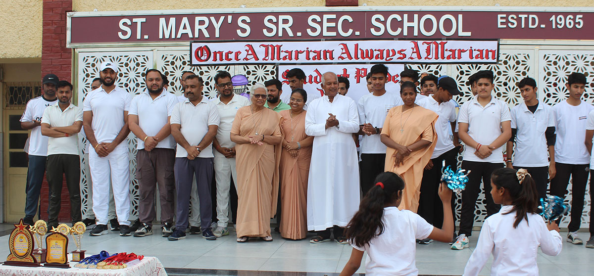 Cricket Match- Alumni  Vs School Team